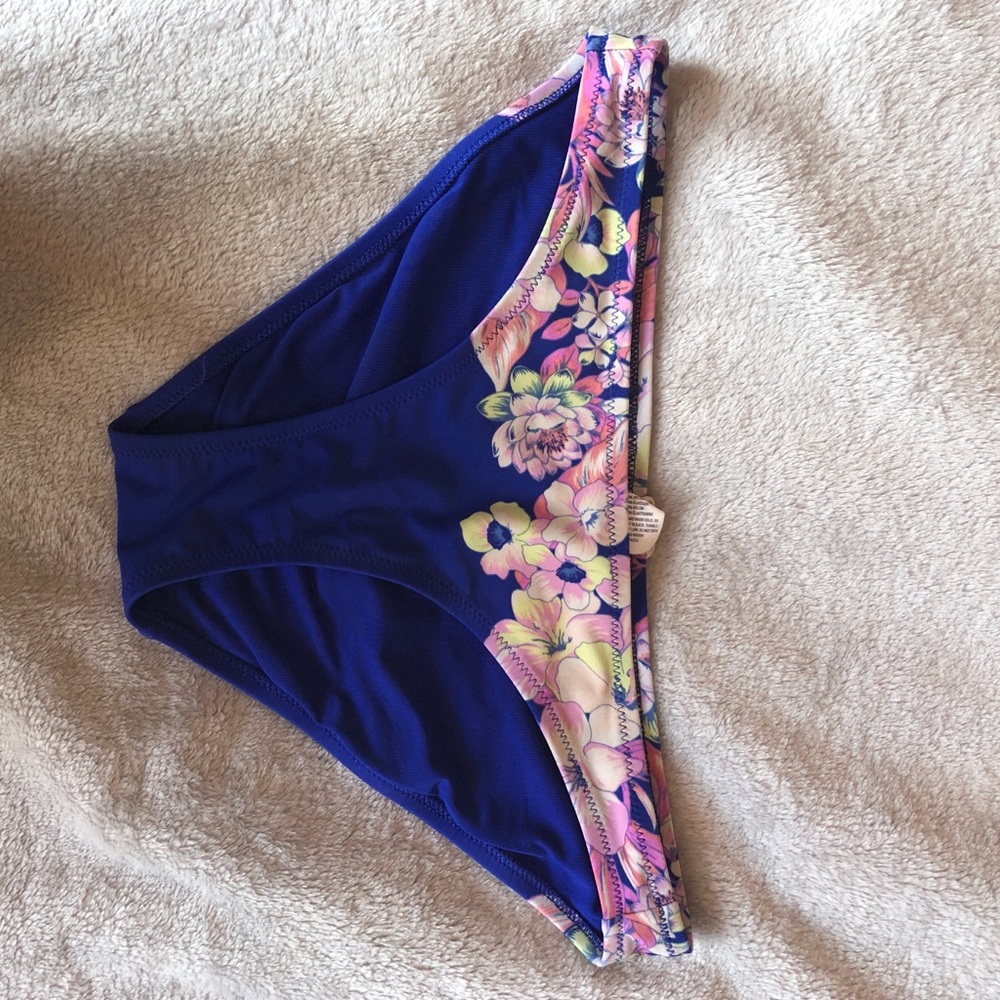 Never worn American eagle bikini bottoms